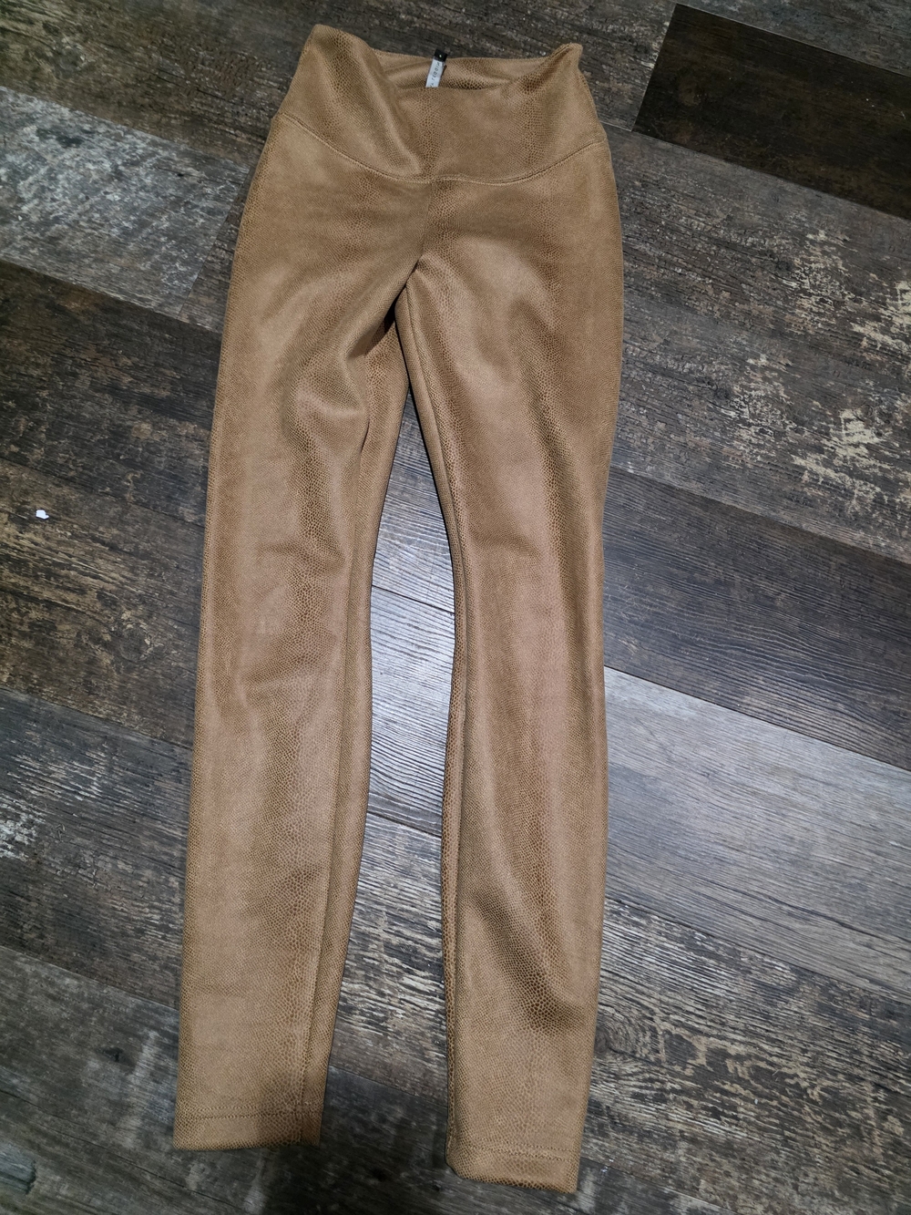 White House Black Market Faux Suede Leggings in Camel Brown